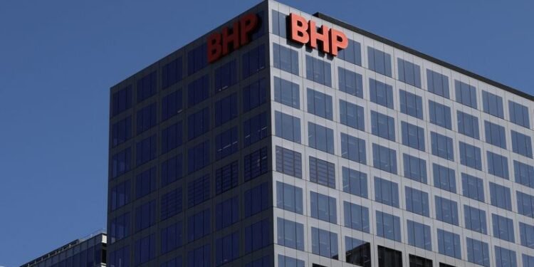 BHP must get over Anglo, focus on growth projects, investors say