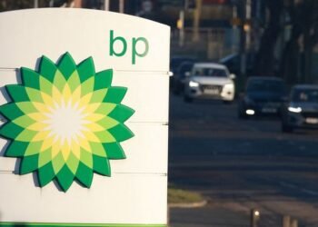BP profit beats expectations, but no news on Castrol sale