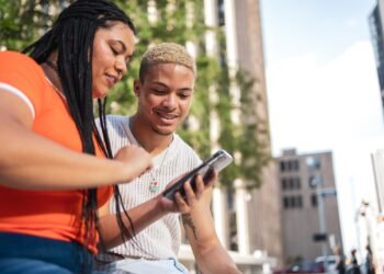 Best Cell Phone Plans: How to Find Your Best Deal