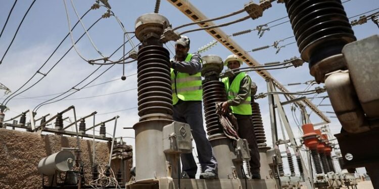 Exclusive-GE Vernova, Siemens Energy in talks to supply gas turbines for Syria reconstruction, sources say