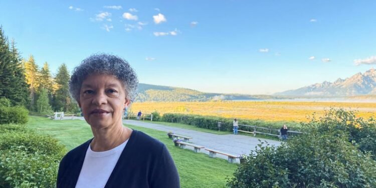 Fed’s Collins: Monetary policy currently in right place, hesitant about cutting rates