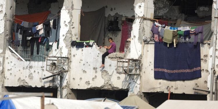 Gaza storms bring flooding, sewage and misery in tent camps