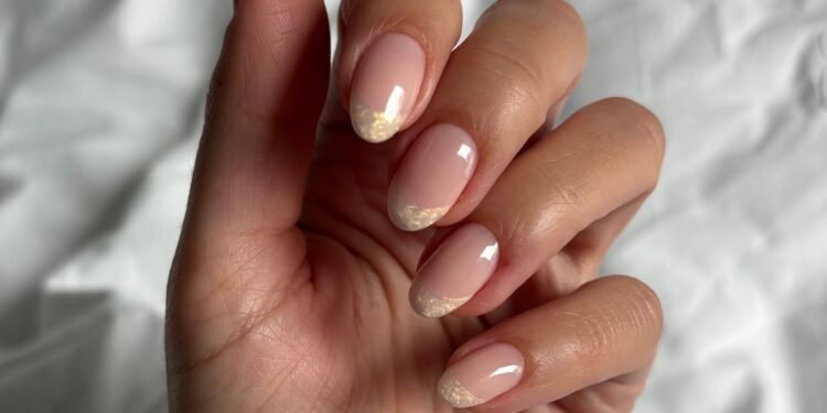 How A Hard BIAB Manicure Strengthened My Weak Nails