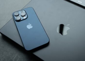 How to Install the iOS 26.2 and macOS 26.2 Public Betas