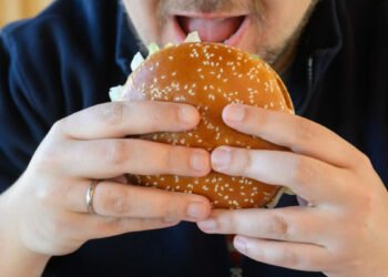 Major burger chain is closing 300 stores next year