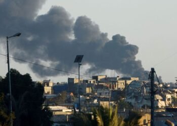 Mediators propose deal to get Hamas fighters out of Gaza's Israeli zone, sources say