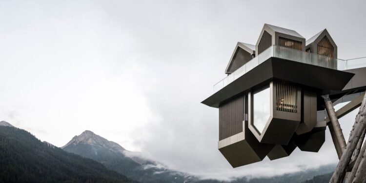 Condé Nast Traveler