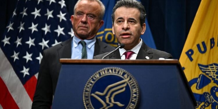 RFK Jr. discussed scaling back the role of FDA chief Makary, WSJ reports