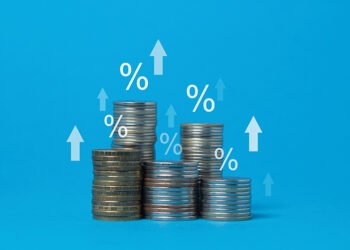 Savers miss out on £1.9tn by backing cash over stocks