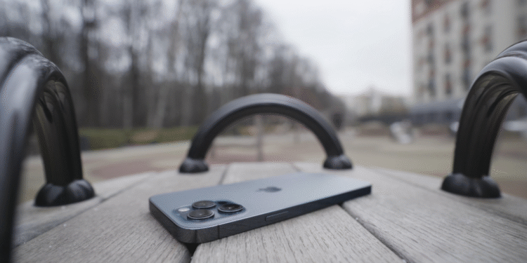 That Lost iPhone Alert Is a Phishing Scam