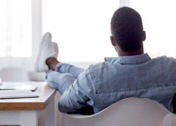 The Difference Between Idle Time and Downtime at Work (and Why It Matters)