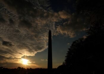 US House returns to Washington for vote to end government shutdown