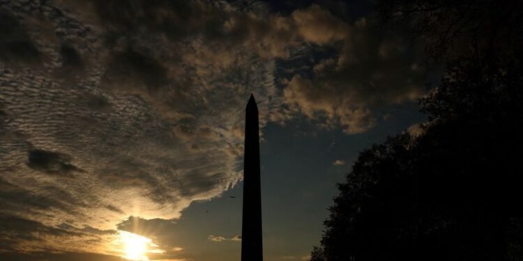 US House returns to Washington for vote to end government shutdown