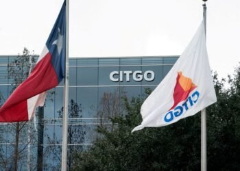 US judge authorizes sale of Citgo parent’s shares to Elliott affiliate