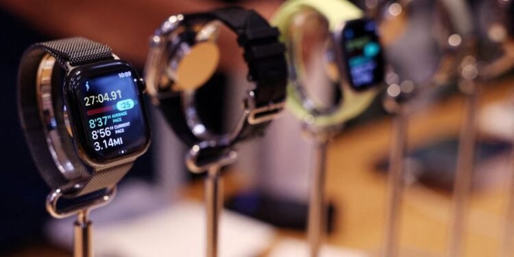 US trade tribunal to consider new Apple Watch import ban