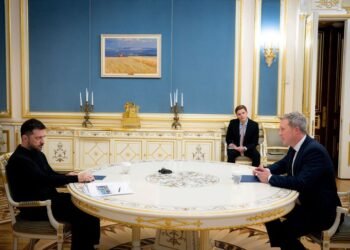 Ukrainian delegation heads to US for peace talks after lead negotiator's exit
