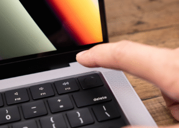 What Are Passkeys, and Who Should Be Using Them?