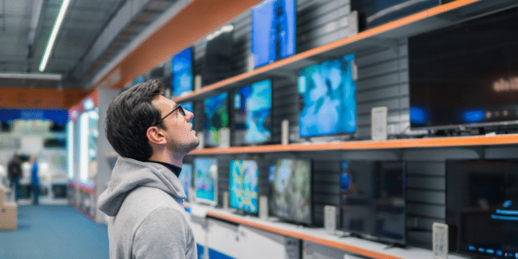 Why Black Friday Is a Bad Day to Impulse Buy Electronics