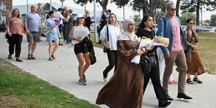'Unspeakable tragedy': Residents react to mass shooting at Sydney's Bondi Beach