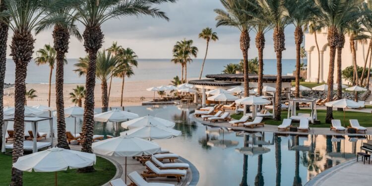 11 Los Cabos Hotels for a Heavenly Mexico Getaway