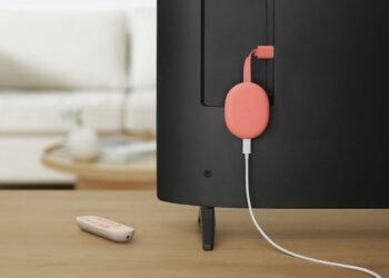 All the Ways You Can Use an Old Chromecast (Beyond Streaming Movies and Shows)