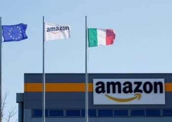 Amazon halts plans for drone delivery in Italy