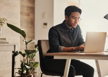 Are We in an AI Bubble? Here’s What 13 Economists Told Us