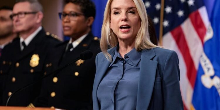 Bondi orders US law enforcement to investigate 'extremist groups'