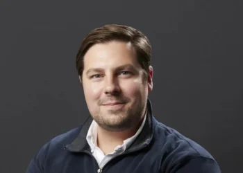 Brooks Macdonald partners with Firenze