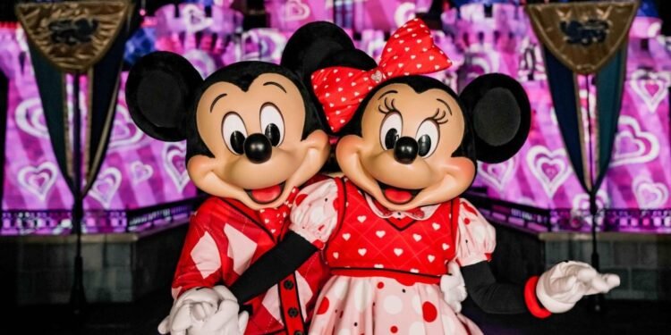 Clothing, Glove, Baby