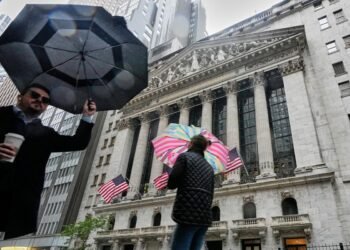 Dow, S&P 500, Nasdaq futures slide as Wall Street enters final trading month of 2025