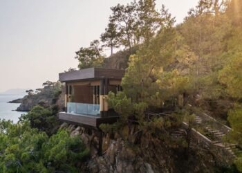 Condé Nast Traveler