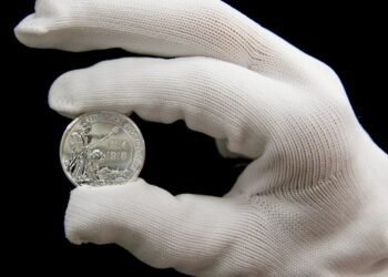 Five key things to know before you sell your silver coins, bars, jewelry or flatware