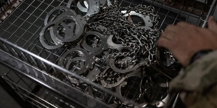 Florida Catholic bishops urge Trump to halt immigration enforcement until after holidays