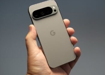 Google Will Fix Your Pixel’s Broken Display for Free (If It Qualifies)