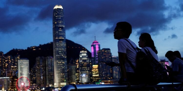 Hong Kong expects 3.2% growth this year, seeks to maintain momentum
