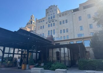 Hotel Emma Review: A Luxe San Antonio Splurge