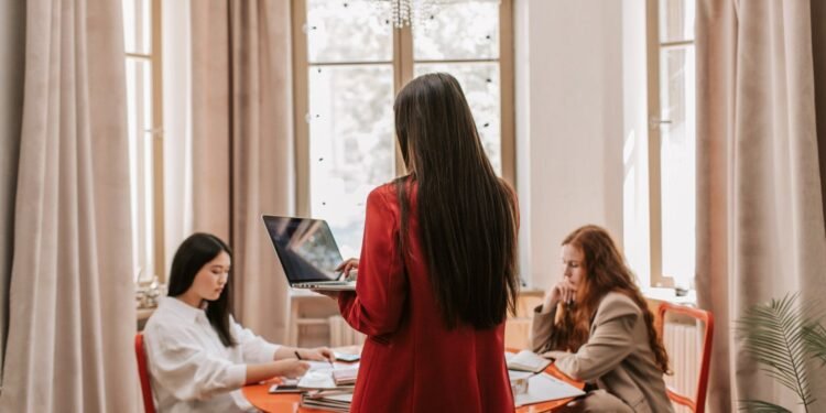 How to write a management CV