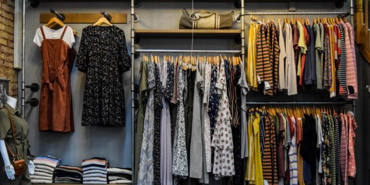 How to write a retail CV