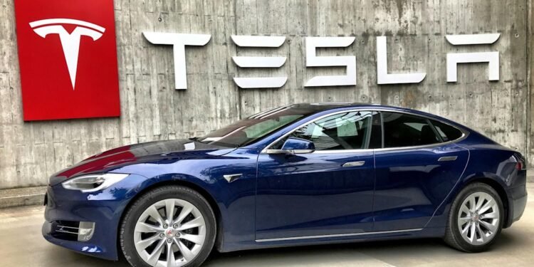 Jim Cramer Says “Tesla’s Transitioning From Auto Company to Tech Company”