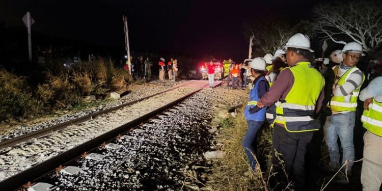 Mexican train derailment kills at least 13 people, 98 injured