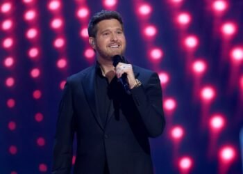 Move over, Mariah: Michael Bublé is becoming the king of Christmas music with nearly $16 million in holiday earnings