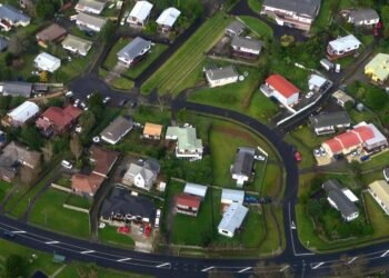 New Zealand house prices rise in November as demand stable