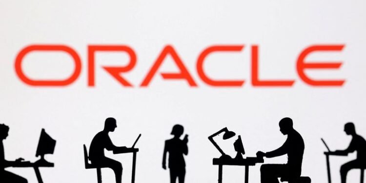 Oracle says Michigan data center project talks on track without Blue Owl