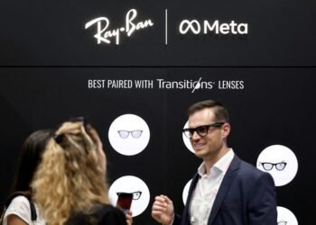 Ray-Ban Meta glasses take off but face privacy and competition test