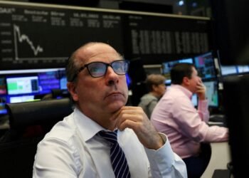 ’Shadow banking’ growing at double the rate of traditional lenders, FSB says
