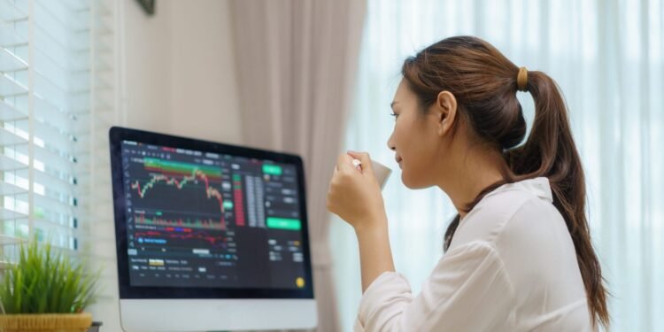 These 6 Blue-Chip Stocks Have Ex-Dividend Dates in the Next Week