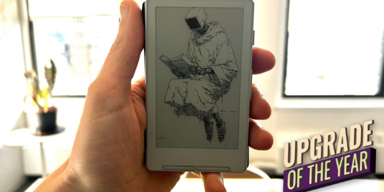 This Wallet-Sized Xteink X4 E-Reader Is My Tech 'Upgrade of the Year'