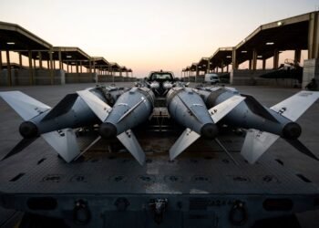 US carries out large-scale retaliatory strikes against ISIS in Syria