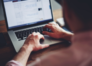 Use the 'MIT Method' to Keep Your Big-Picture Goals in Mind During Everyday Tasks